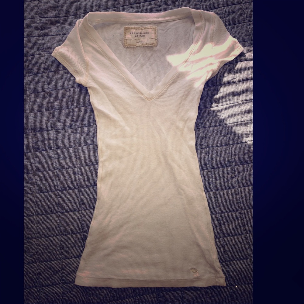 EUC white A&F v neck